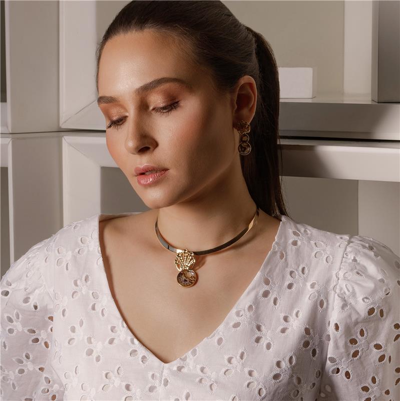 CONJUNTO FOLHEADO A OURO