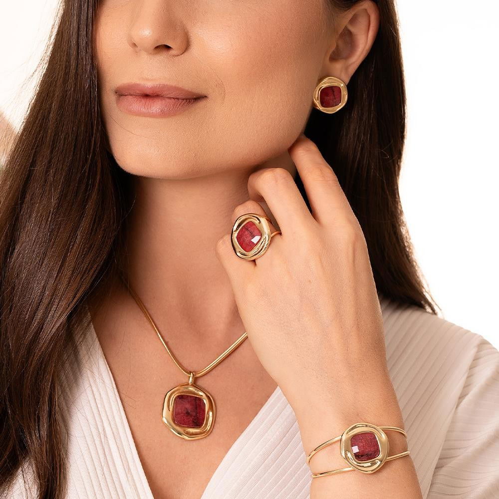 CONJUNTO FOLHEADO A OURO