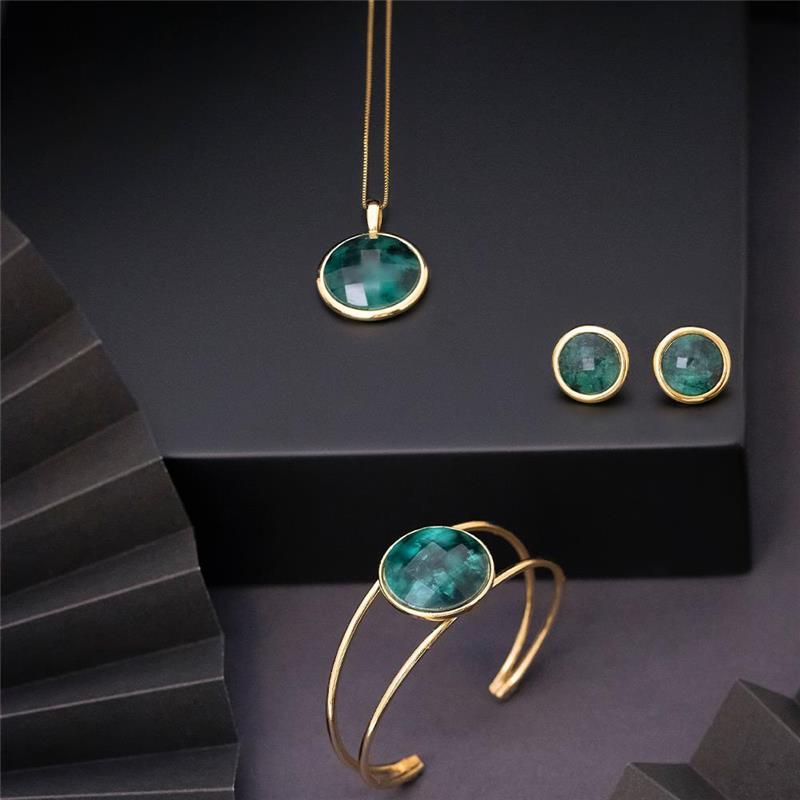 CONJUNTO FOLHEADO A OURO