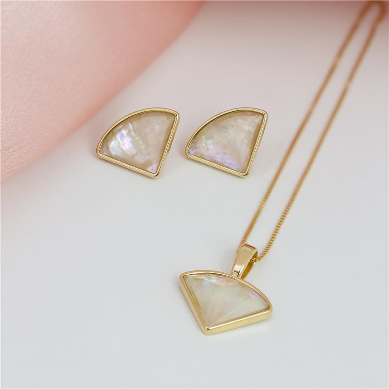 CONJUNTO FOLHEADO A OURO