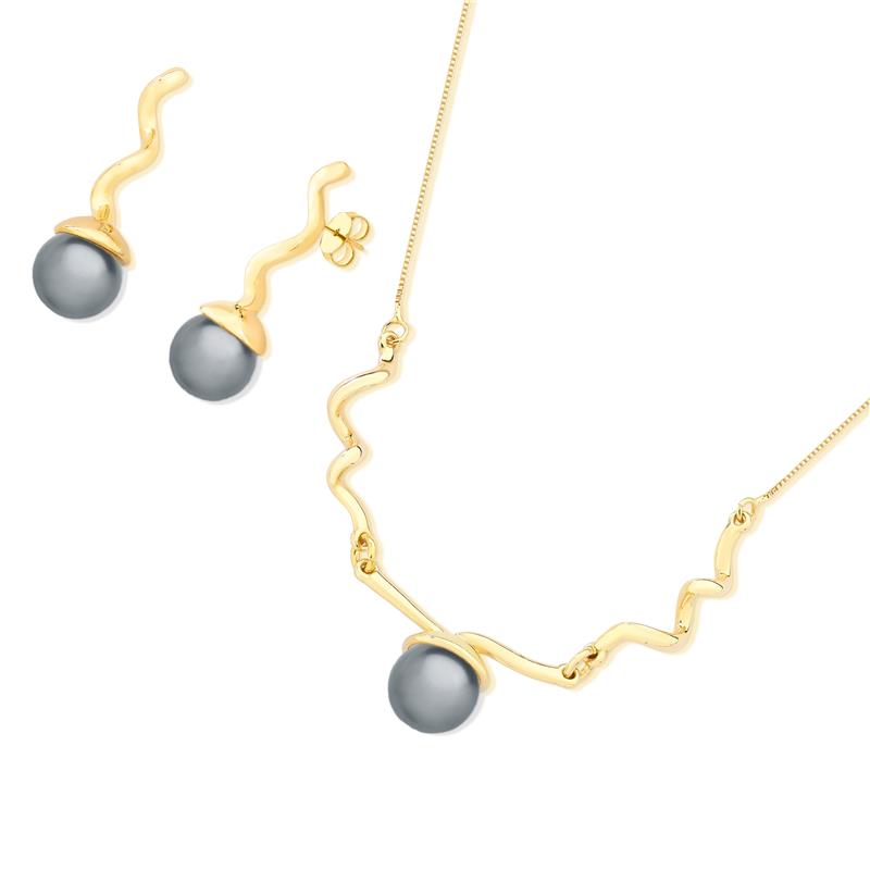 CONJUNTO FOLHEADO A OURO