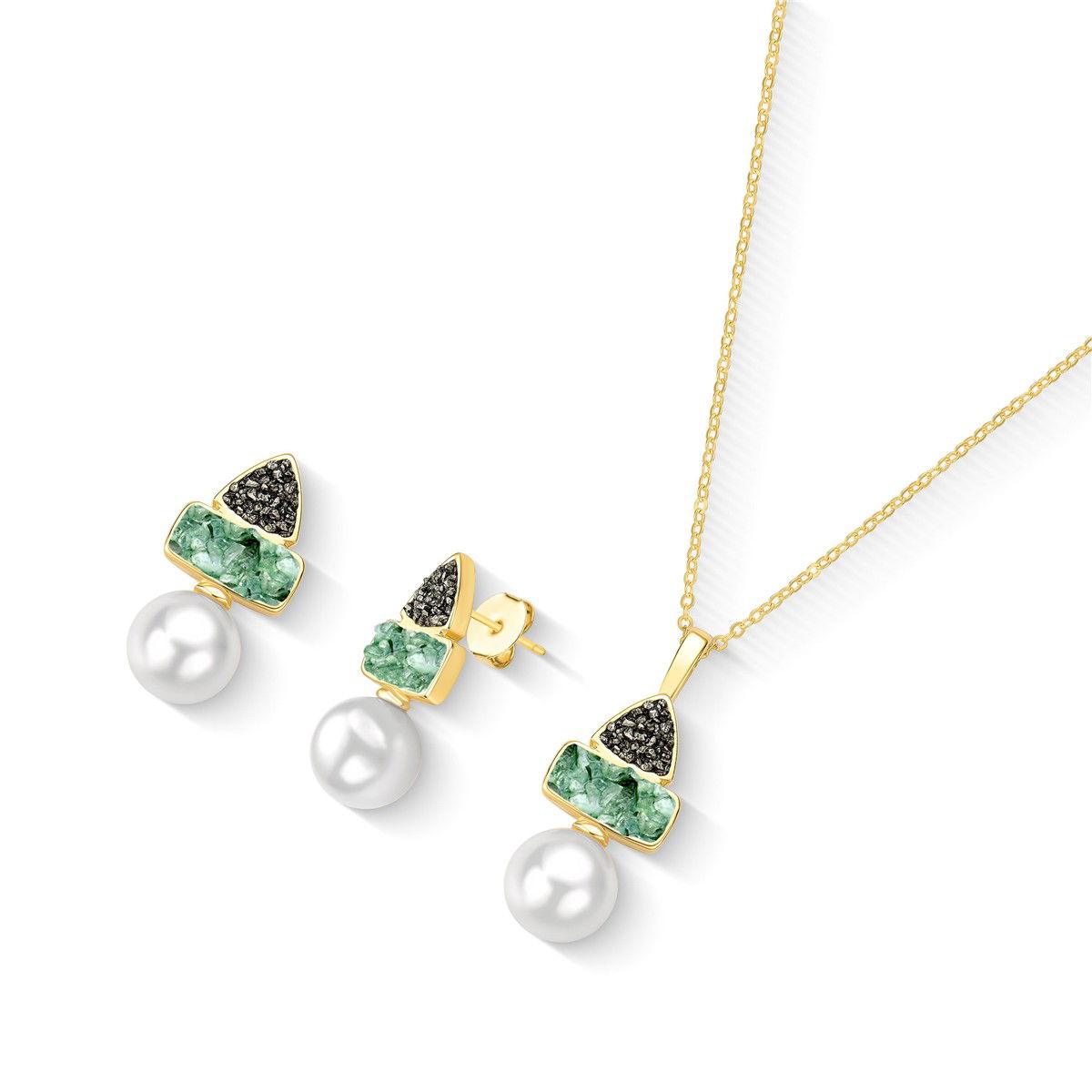 CONJUNTO FOLHEADO A OURO