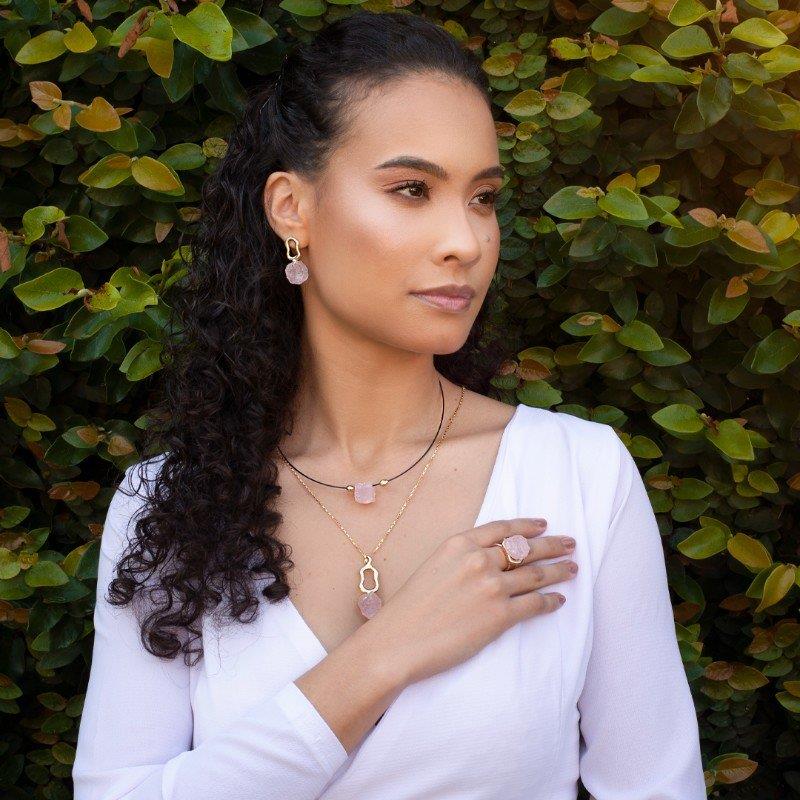 CONJUNTO FOLHEADO A OURO