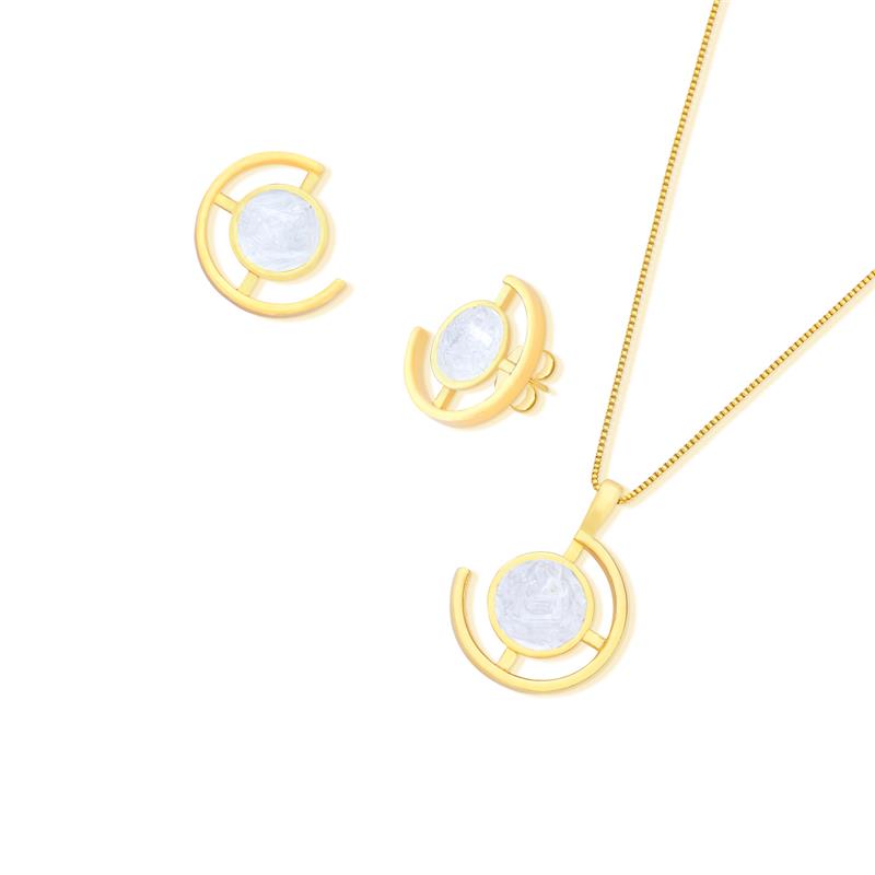 CONJUNTO FOLHEADO A OURO