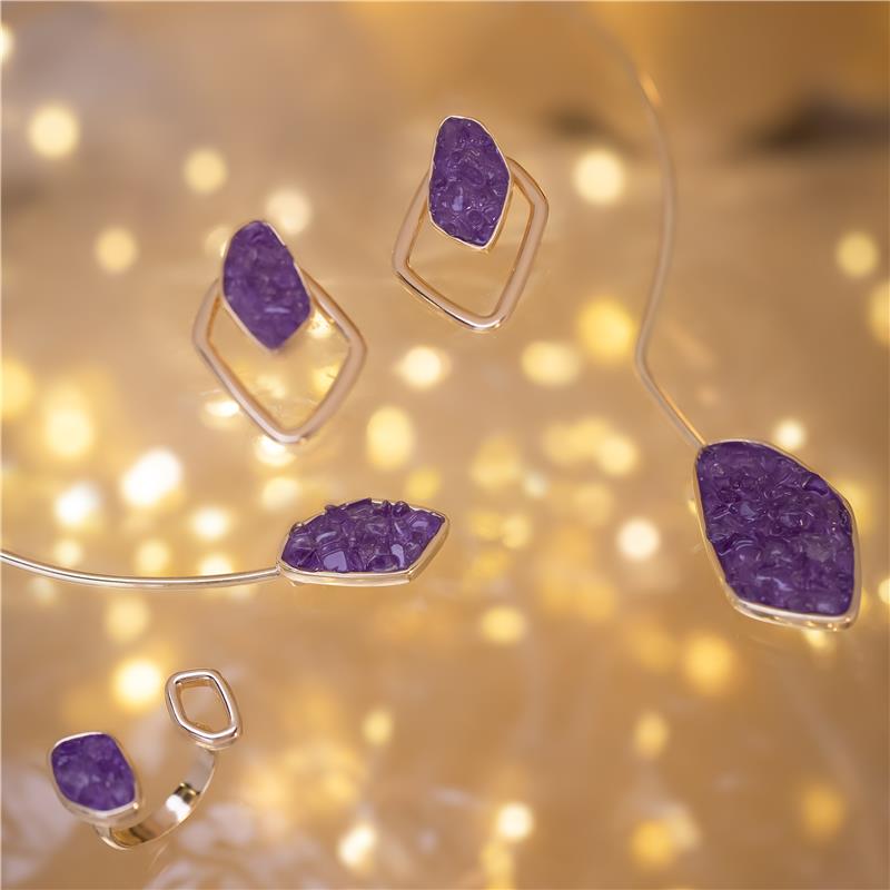 CONJUNTO FOLHEADO A OURO