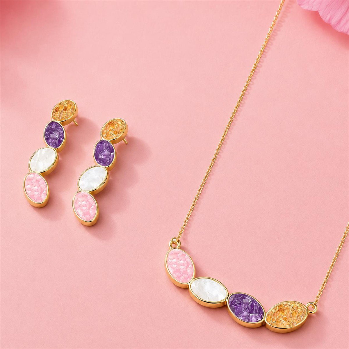 CONJUNTO FOLHEADO A OURO