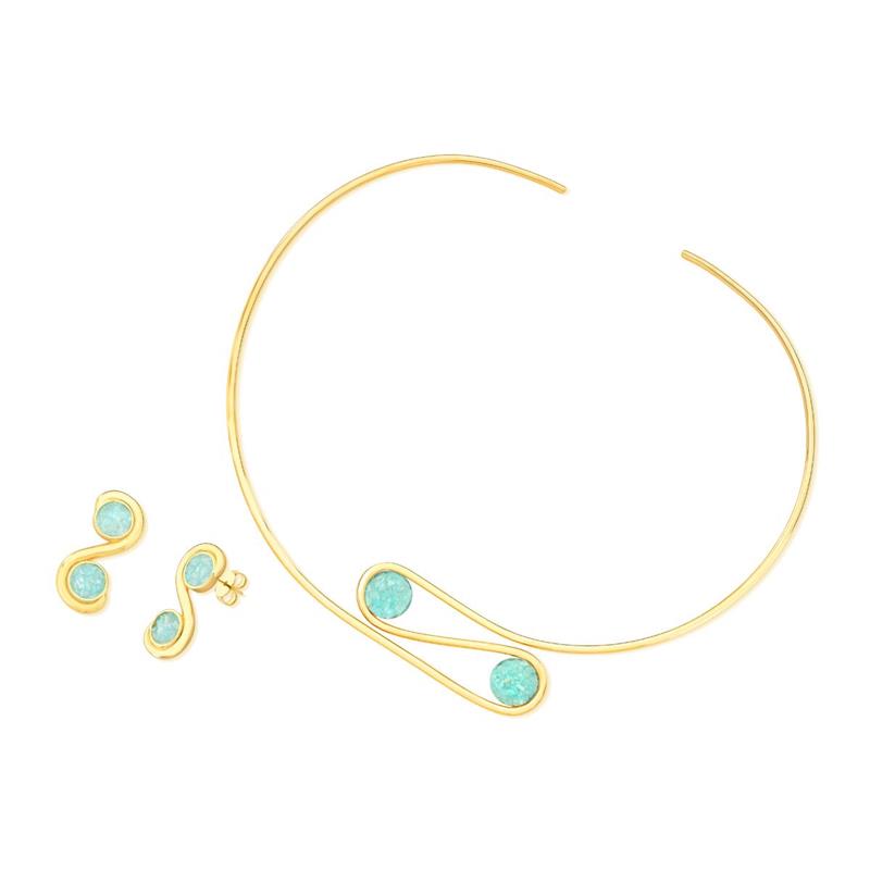 CONJUNTO FOLHEADO A OURO