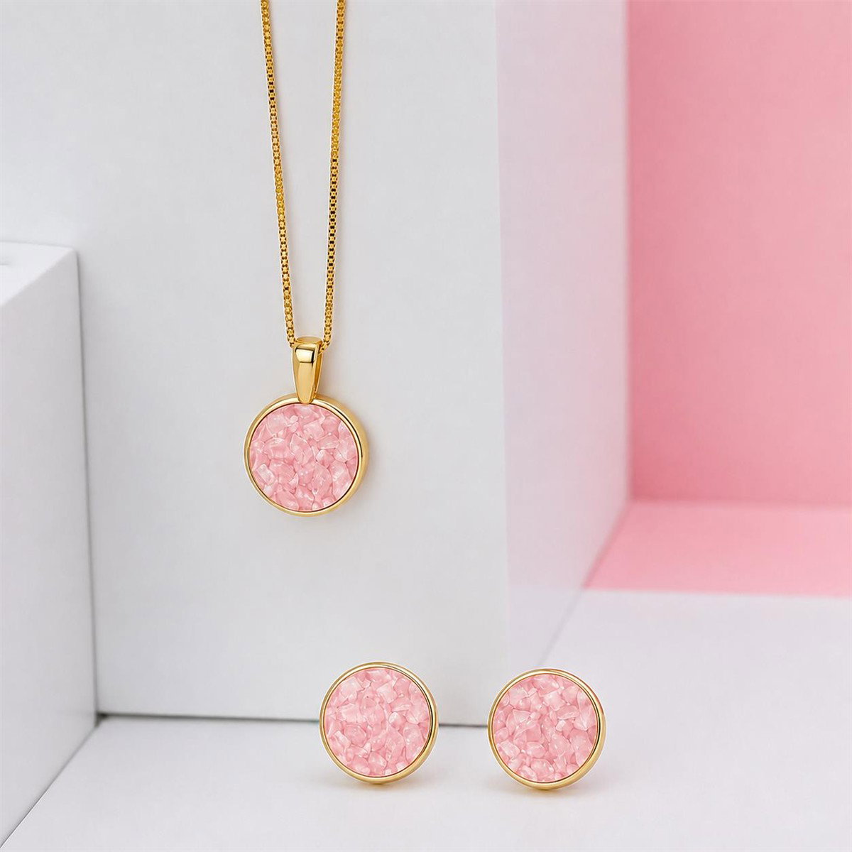 CONJUNTO FOLHEADO A OURO