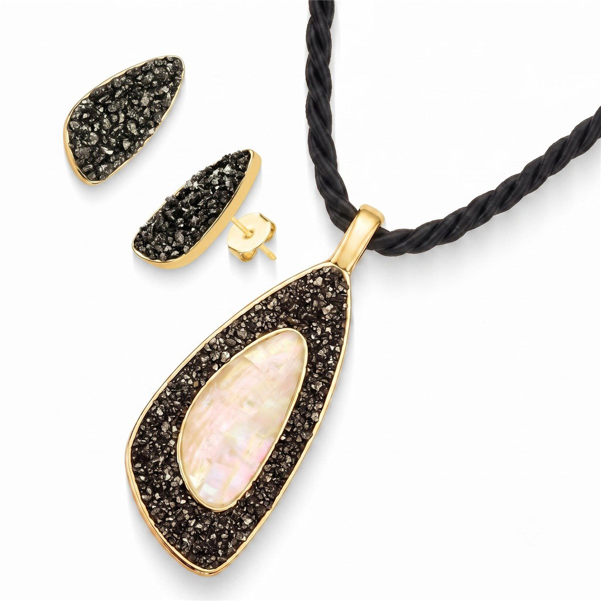 CONJUNTO FOLHEADO A OURO