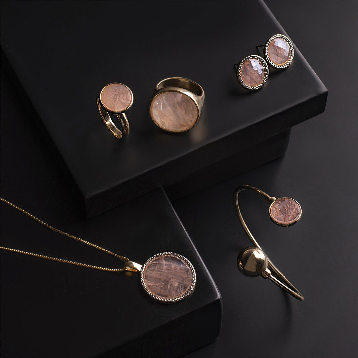 CONJUNTO FOLHEADO A OURO E RÓDIO BRANCO