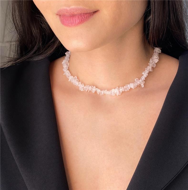 COLAR COM PEDRAS NATURAIS DE CASCALHO - QUARTZO ROSA