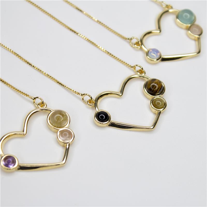 PINGENTE FOLHEADO A OURO