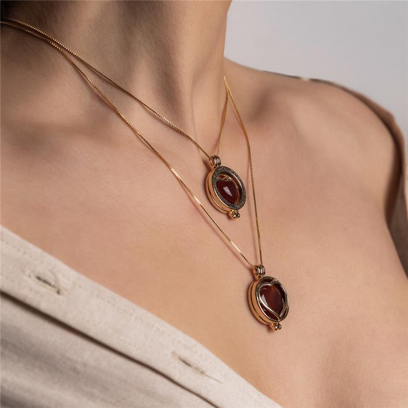 PINGENTE RELICÁRIO FOLHEADO A OURO