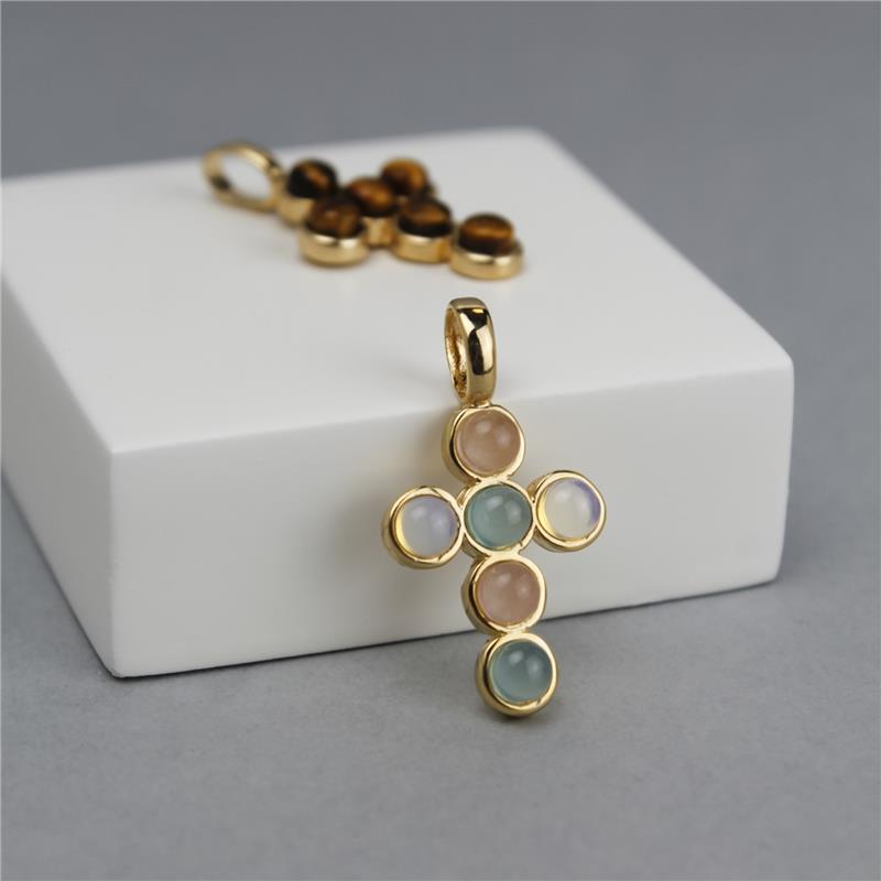 PINGENTE FOLHEADO A OURO