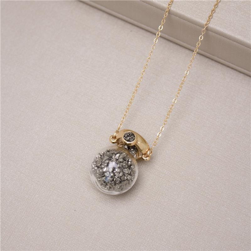 PINGENTE FOLHEADO A OURO