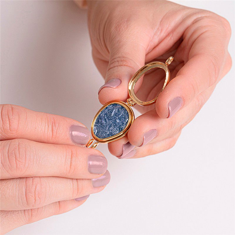 MEDALHA PARA RELOCÁRIO FOLHEADO A RÓDIO