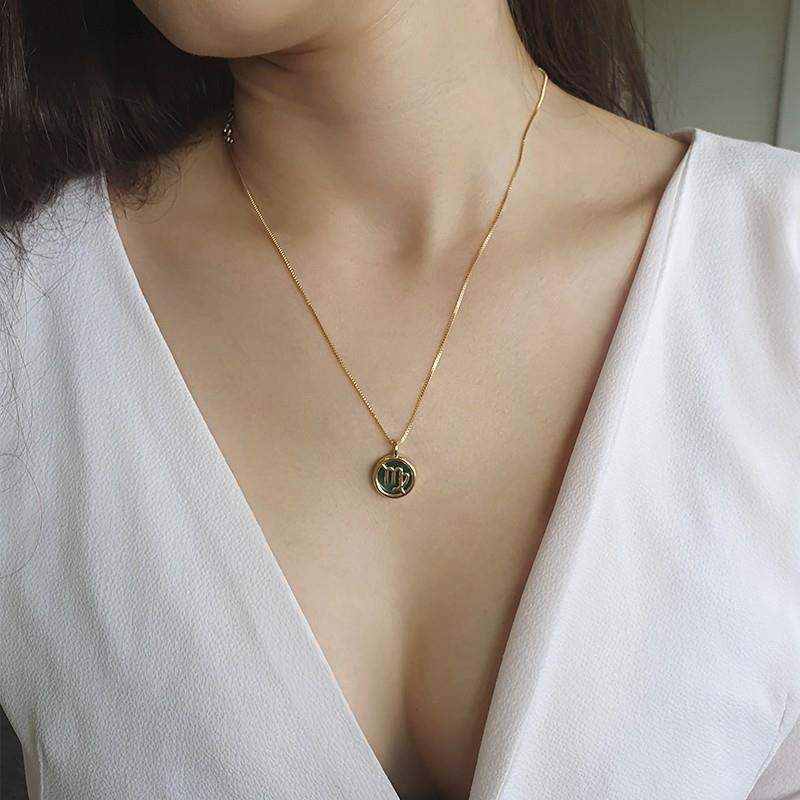 PINGENTE VIRGEM FOLHEADO A OURO 