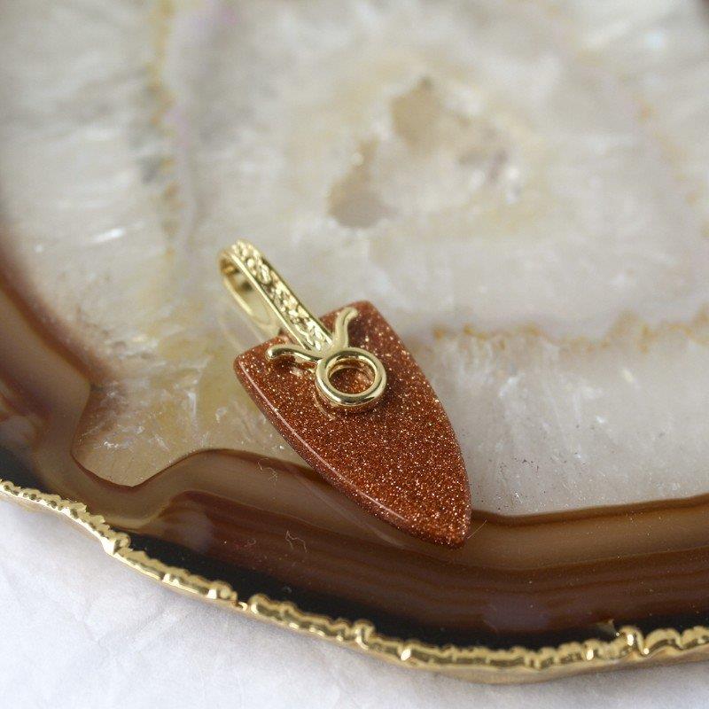 PINGENTE TOURO FOLHEADO A OURO 