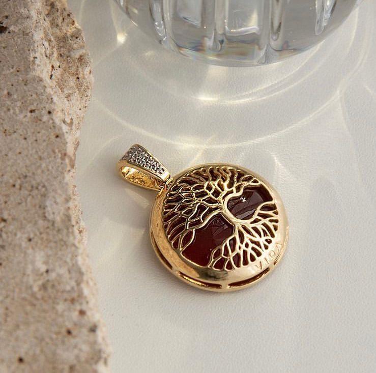 PINGENTE FOLHEADO A OURO E RÓDIO BRANCO