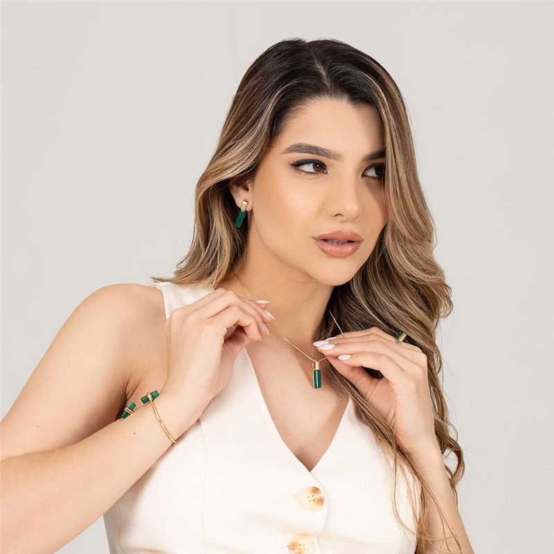 PULSEIRA FOLHEADO A OURO