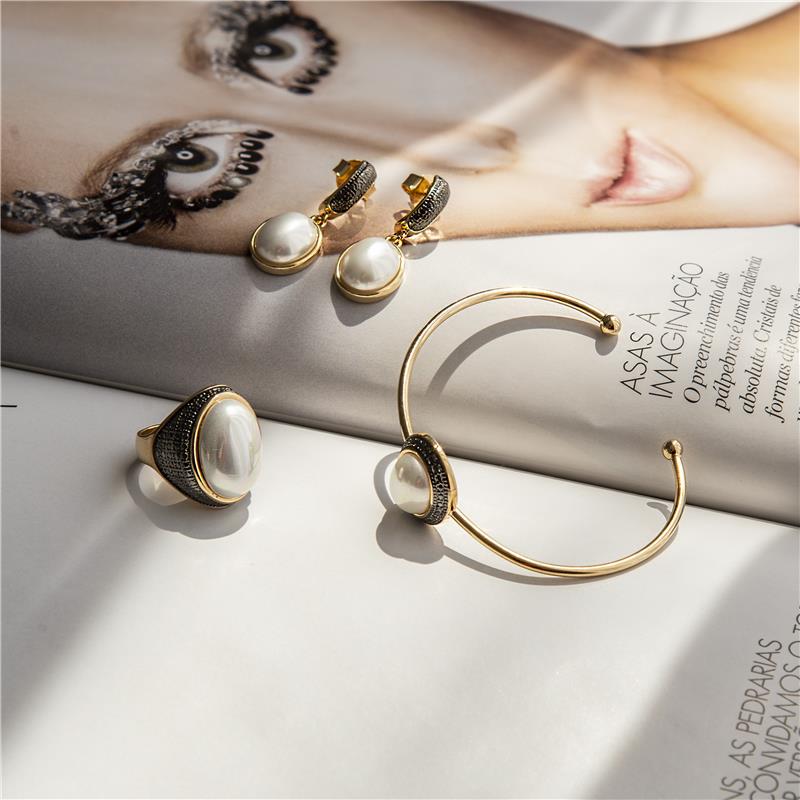 PULSEIRA FOLHEADO A OURO E RÓDIO NEGRO