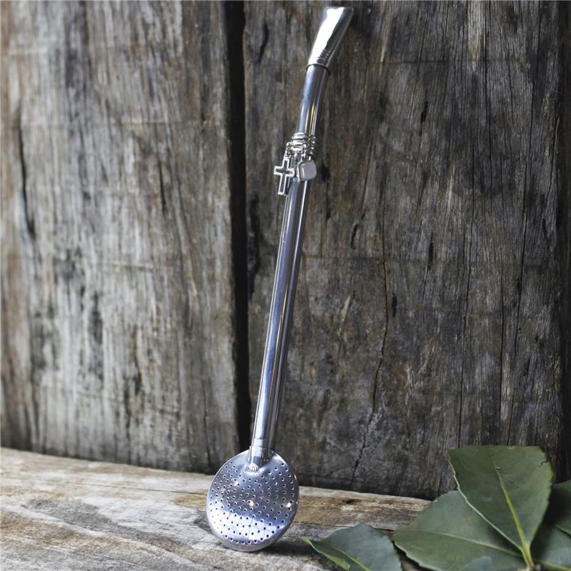 BOMBA DE CHIMARRÃO EM AÇO INOX COM DETALHE FOLHEADO A PALÁDIO