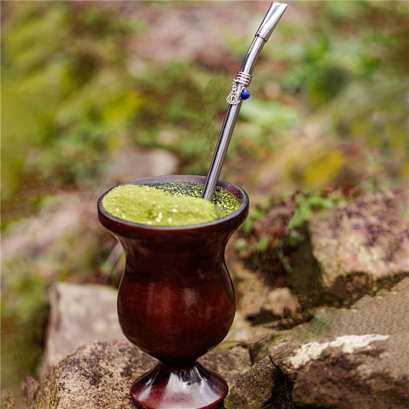 BOMBA DE CHIMARRÃO EM AÇO INOX COM DETALHE FOLHEADO A PALÁDIO