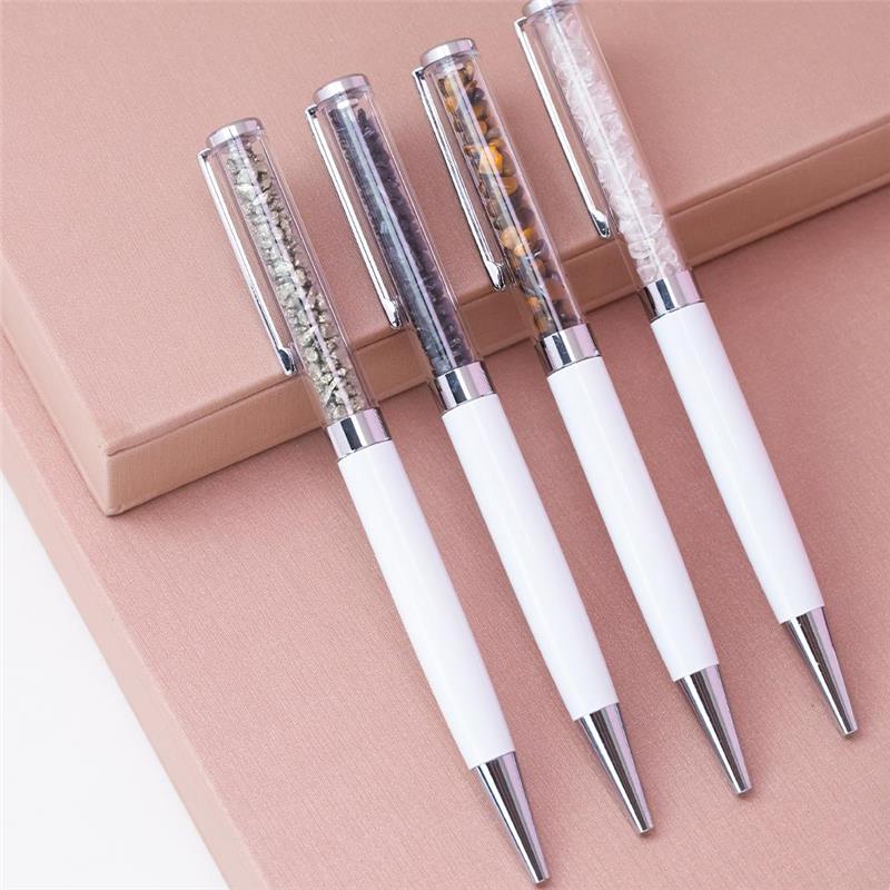 CANETA CROMADA COM PEDRAS NATURAIS - BRANCA